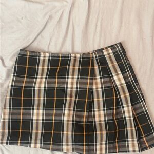 Forever 21 Black and Orange Plaid Mini Skort
